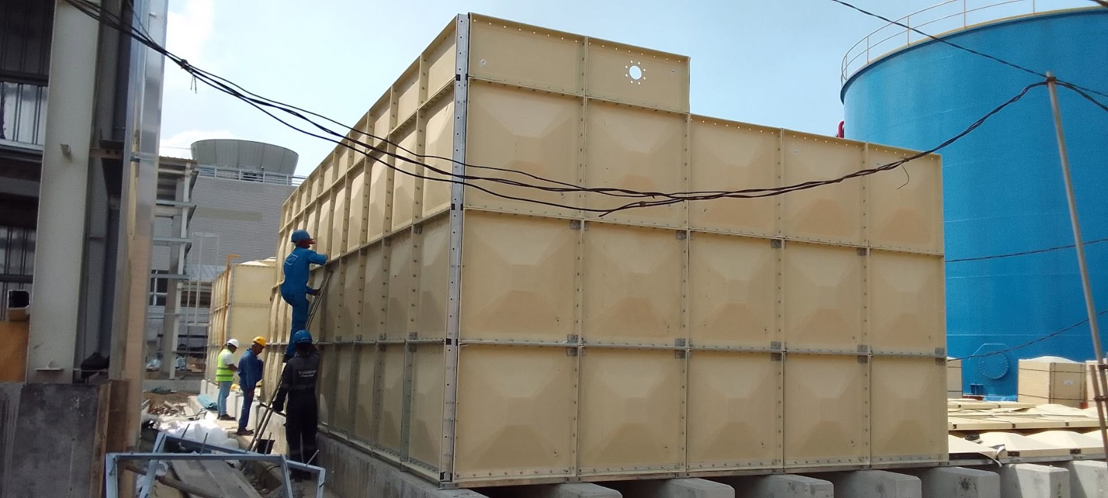 FRP GRP water tank assembly